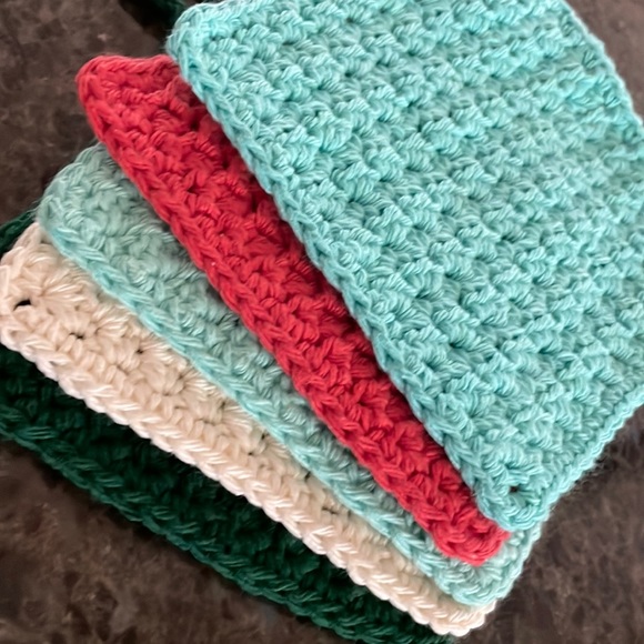 5 Crocheted Dish Cloths / Wash Cloths / Potholders Facecloths Trivet 100% Cotton - Picture 2 of 5